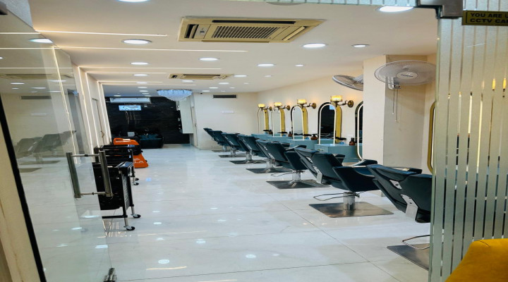 sparks salon